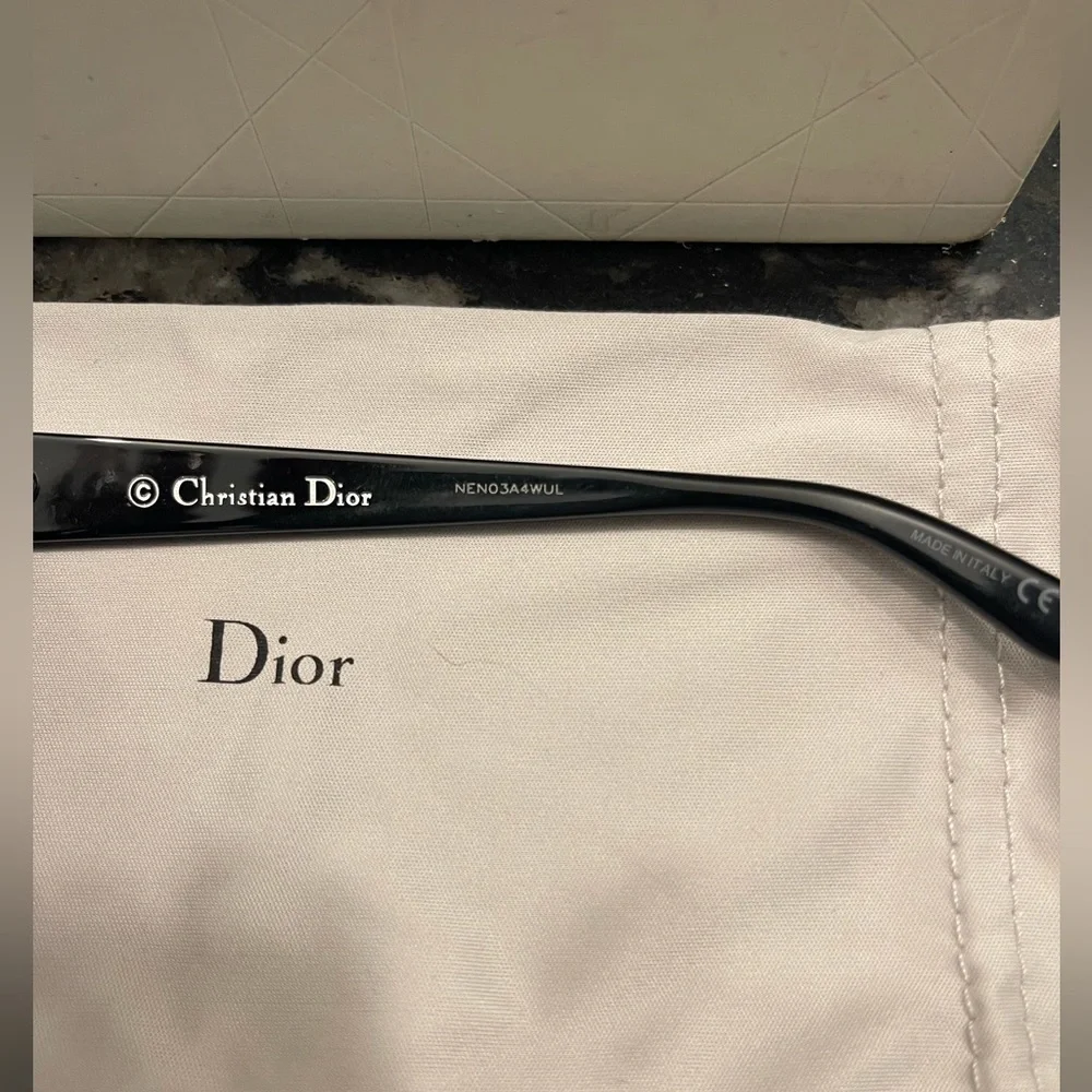 Dior Sauvage 2 Sunglasses - Picture 3 of 8